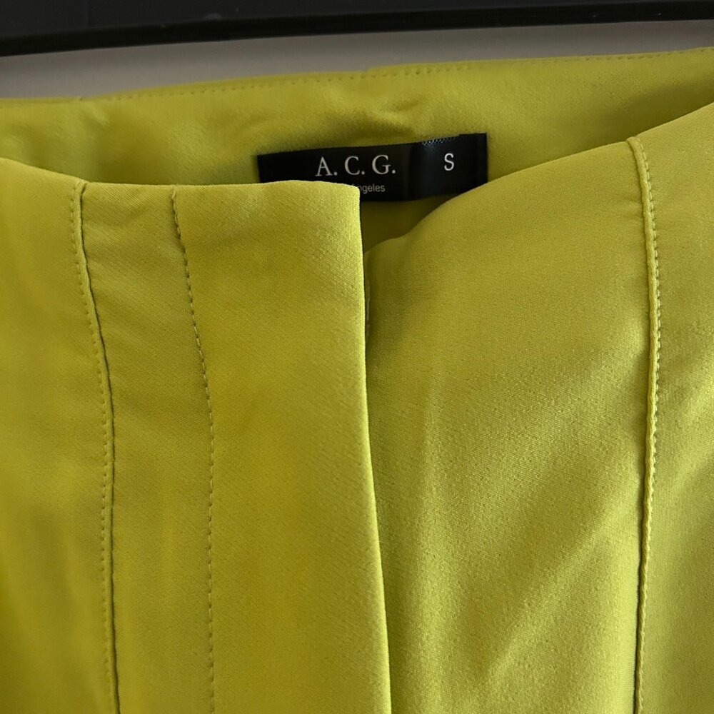 Lime green Power Suit - Picture 4 of 6